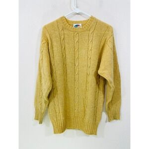 Vtg Shares Scotland Women's‎ Sz M Yellow 100% Wool Cable Knit Fisherman Sweater
